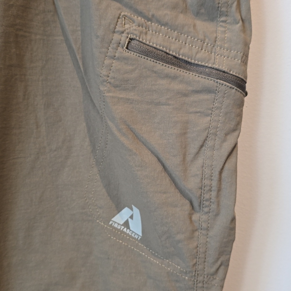 Eddie Bauer - 22 W, Women's Guide Pro Pants, Nylon Outdoor Hiking in Slate Green - Picture 4 of 16